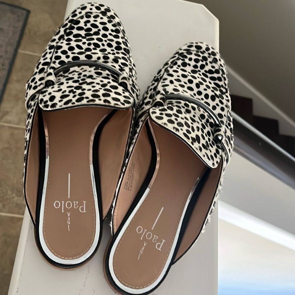 Cute and comfy pair of real fur printed calf hair very good use condition